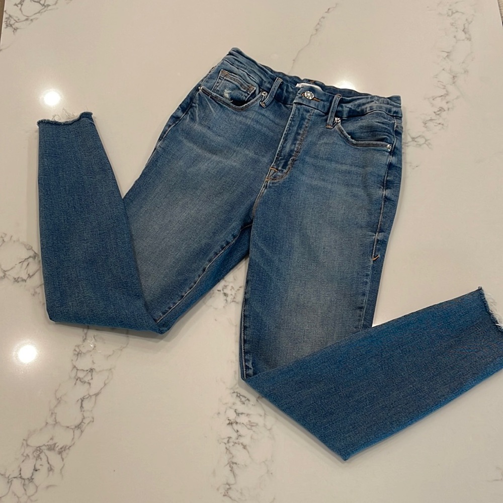 Good American, Good Legs Crop, 8/29.